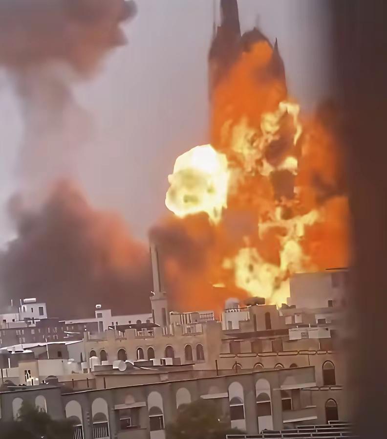 前天以色列来说第二天就能开放本·古里安国际机场，现在不用开了。我估计，很长一段都