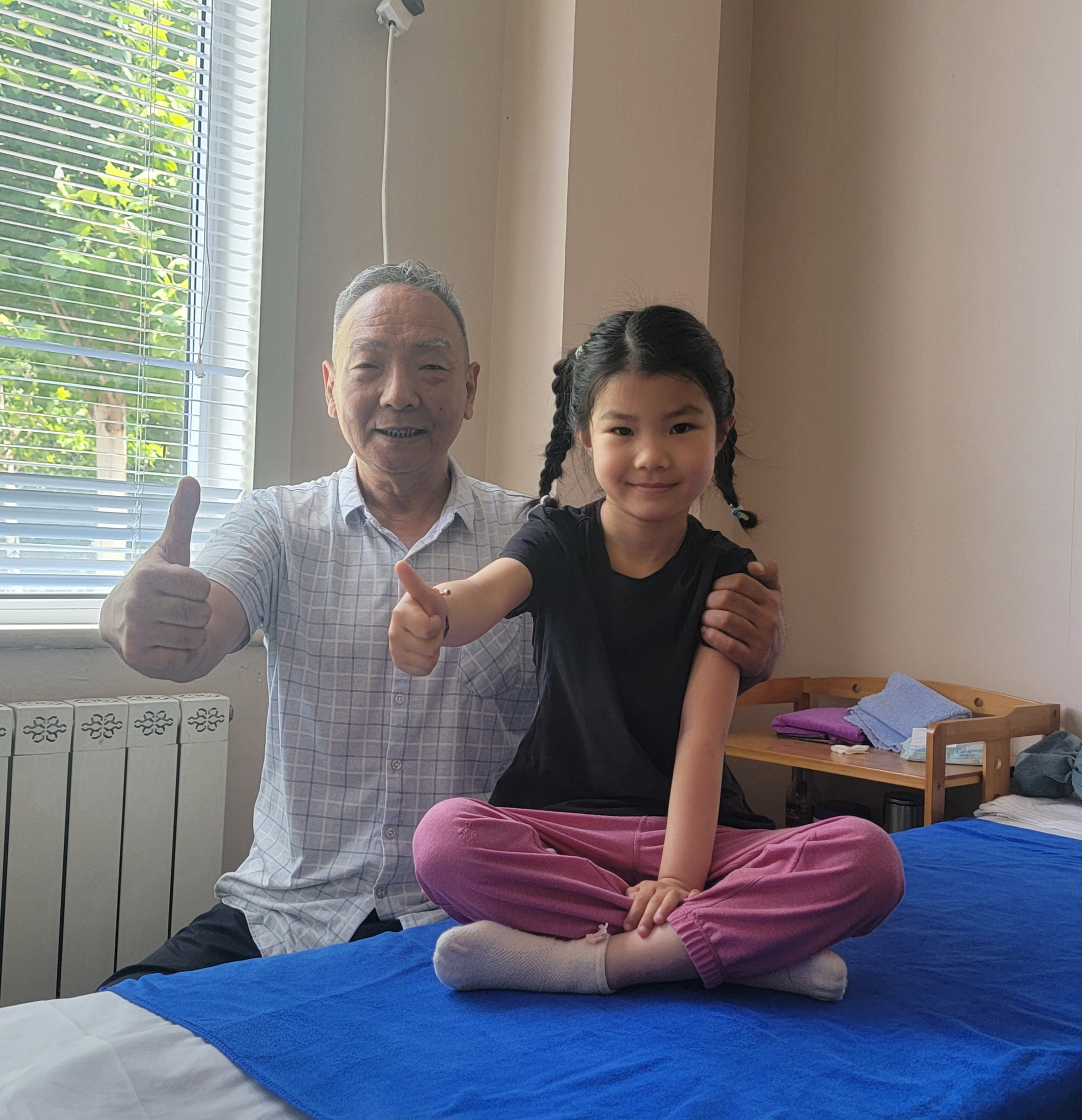 【胃痛止痛药】香附疏肝理气止痛，佛手疏肝解郁止痛，乌药行气散寒止痛，青皮破气,散