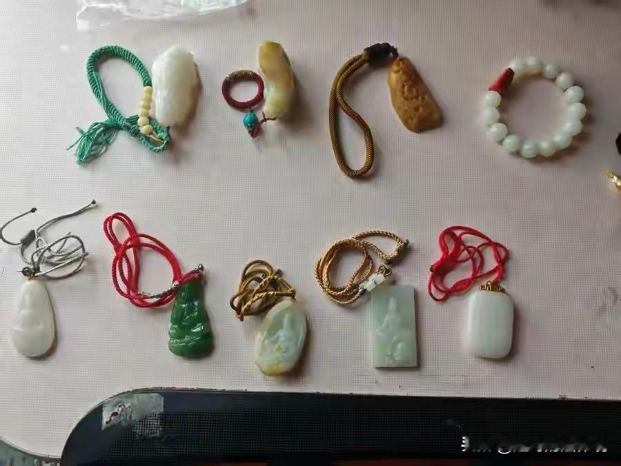 不怕贼偷，就怕贼惦记！上海，男子因病去世，12分钟后，家人发现他的银行账户，被划