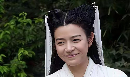 原来陈妍希没骗人，当初她说自己演小龙女的时候水肿厉害，所以不够漂亮​​​