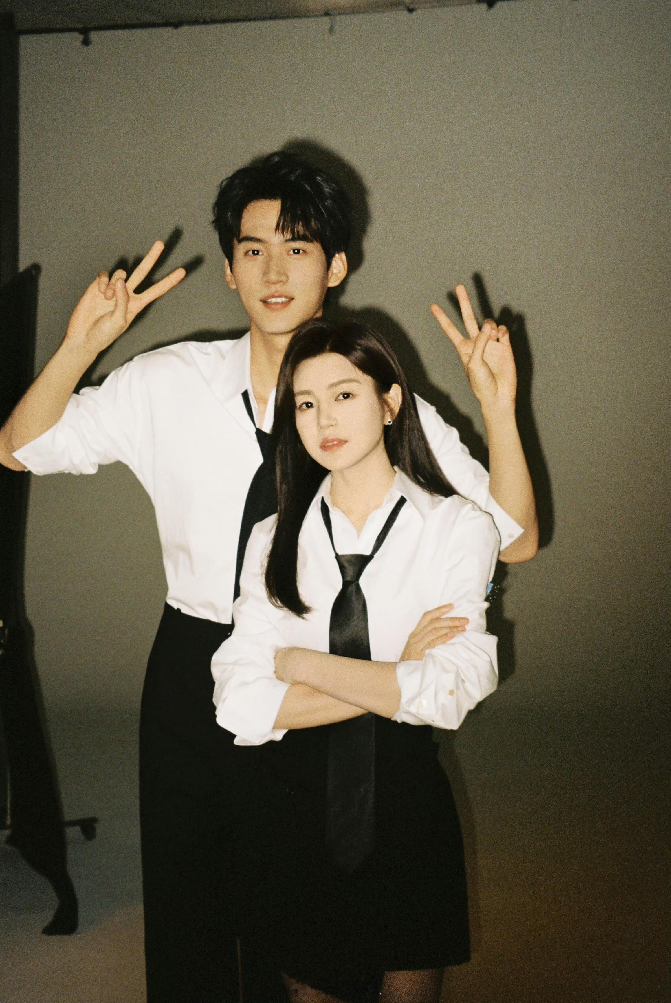 第一次我比男主先爱上女主 谁没被《狙击蝴蝶》戳到！鲜活不套路，女主独立有担当、男