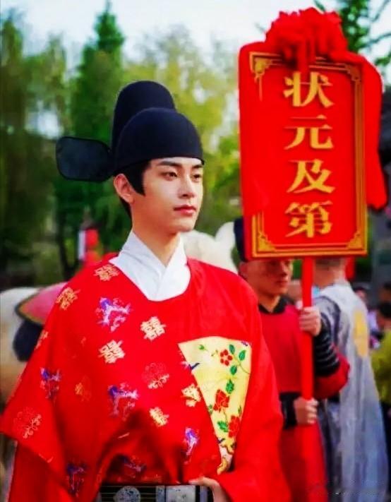 中国历史上"最短命"的状元——从金榜题名到被撤掉，前后不到三天。中国科举史上最"