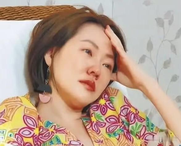 吴宗宪直播火力全开，直言小S“没家教”‼️娱乐圈恩怨再掀波澜近日，台湾综艺天王