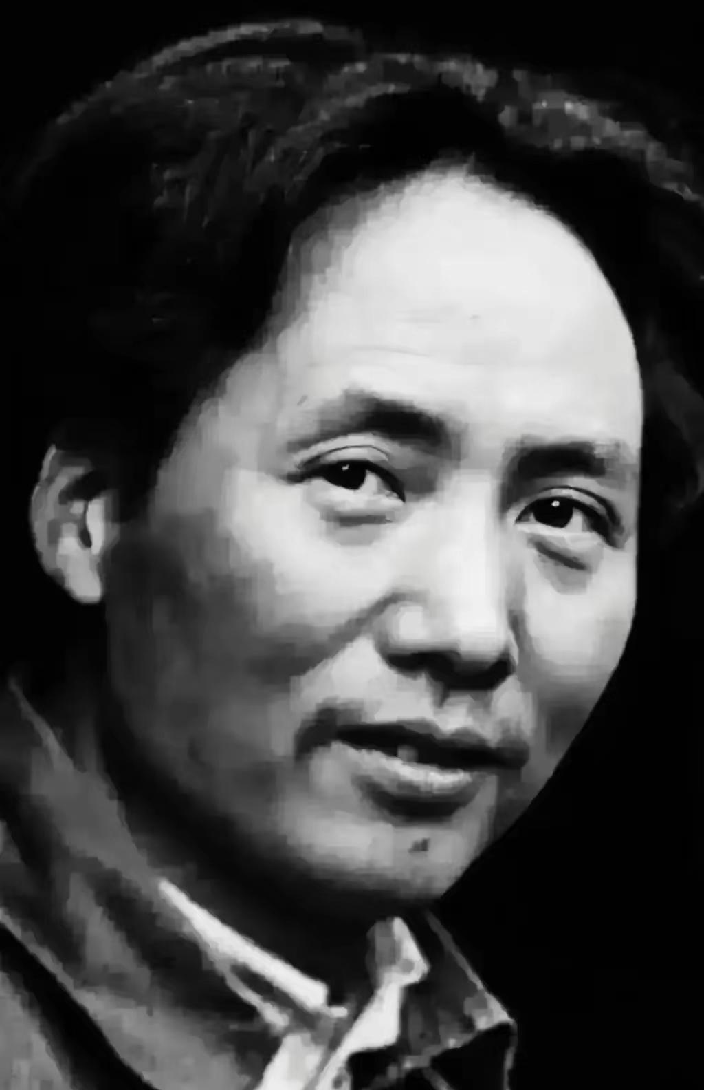 开天辟地真英雄，丰功伟绩千秋颂！有人问，如今国泰民安的日子，是从哪来的？答