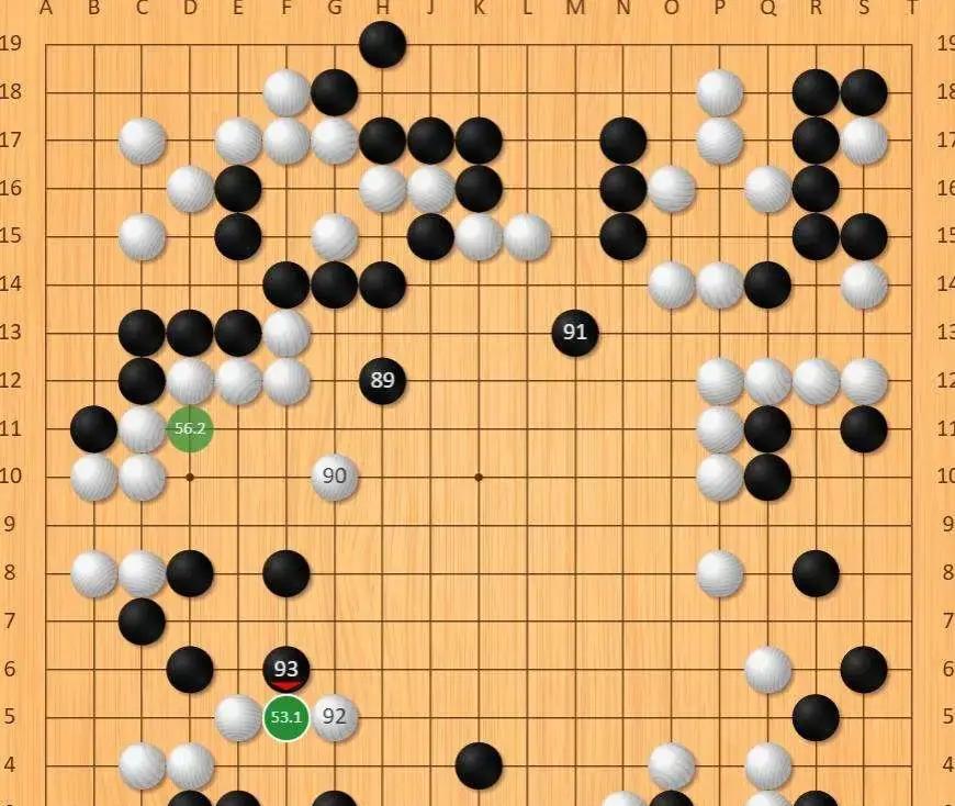 韩国有老将看完棋谱，捏着棋子半天不敢下。他说：“我们练了三十年感觉，在中国04