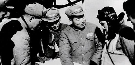 他向皮定均打听，让自己进京开会干啥，很忐忑去了，结果是提拔“1973年3月12