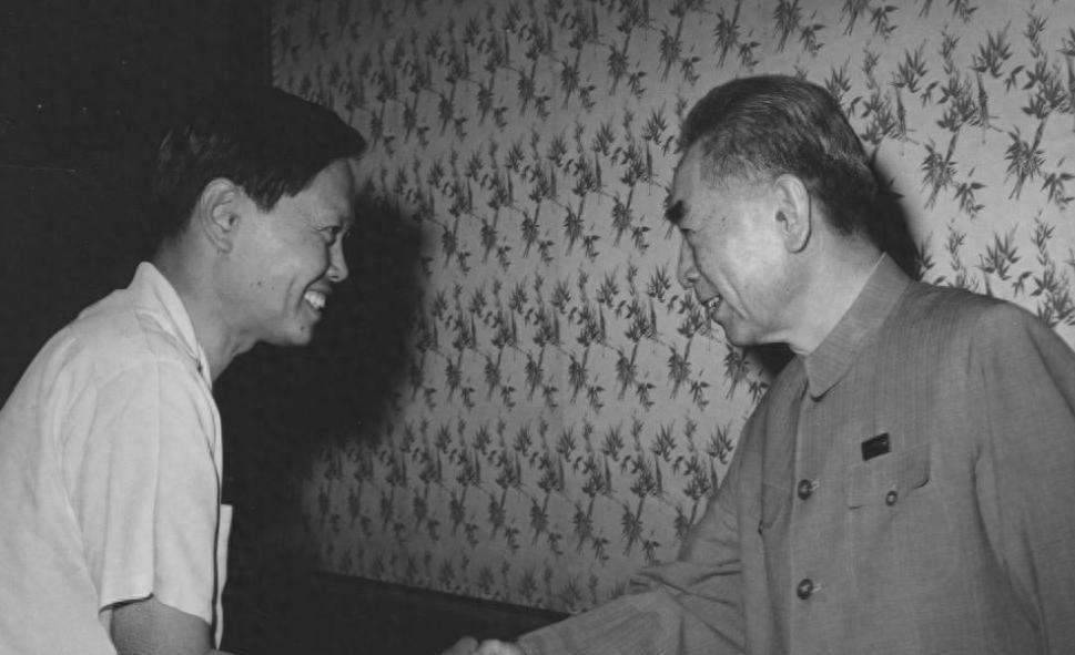 周恩来逝世三个月后，杨振宁带着哀痛之情对邓颖超含泪说出那番话，场面令人痛哭19