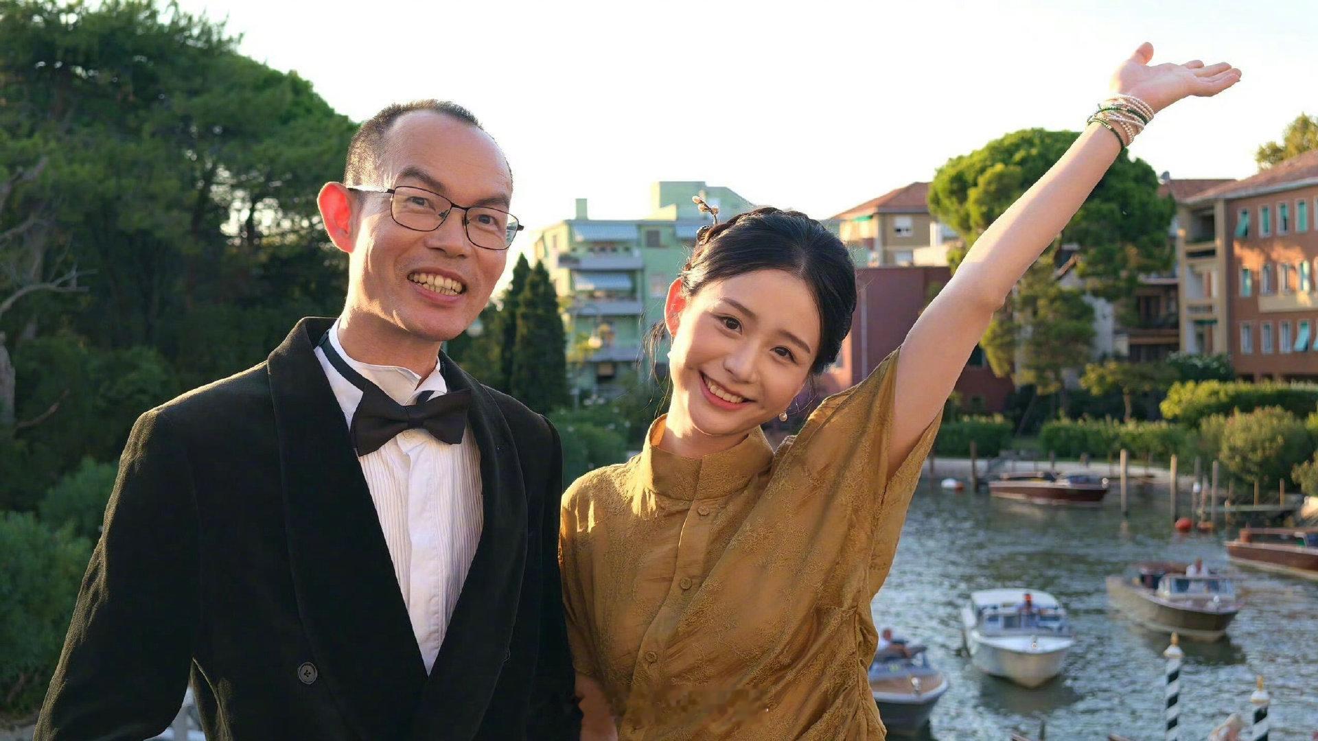 王晓慧威尼斯电影节G社怼脸生图来了，这个状态怎么样​