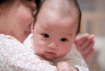 宝爸宝妈注意了, 照顾新生儿应该注意些什么