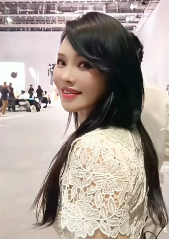 伊能静，果然是旺夫的女人。她和庾澄庆离婚之后，前夫的事业已经大不如前，什么“音
