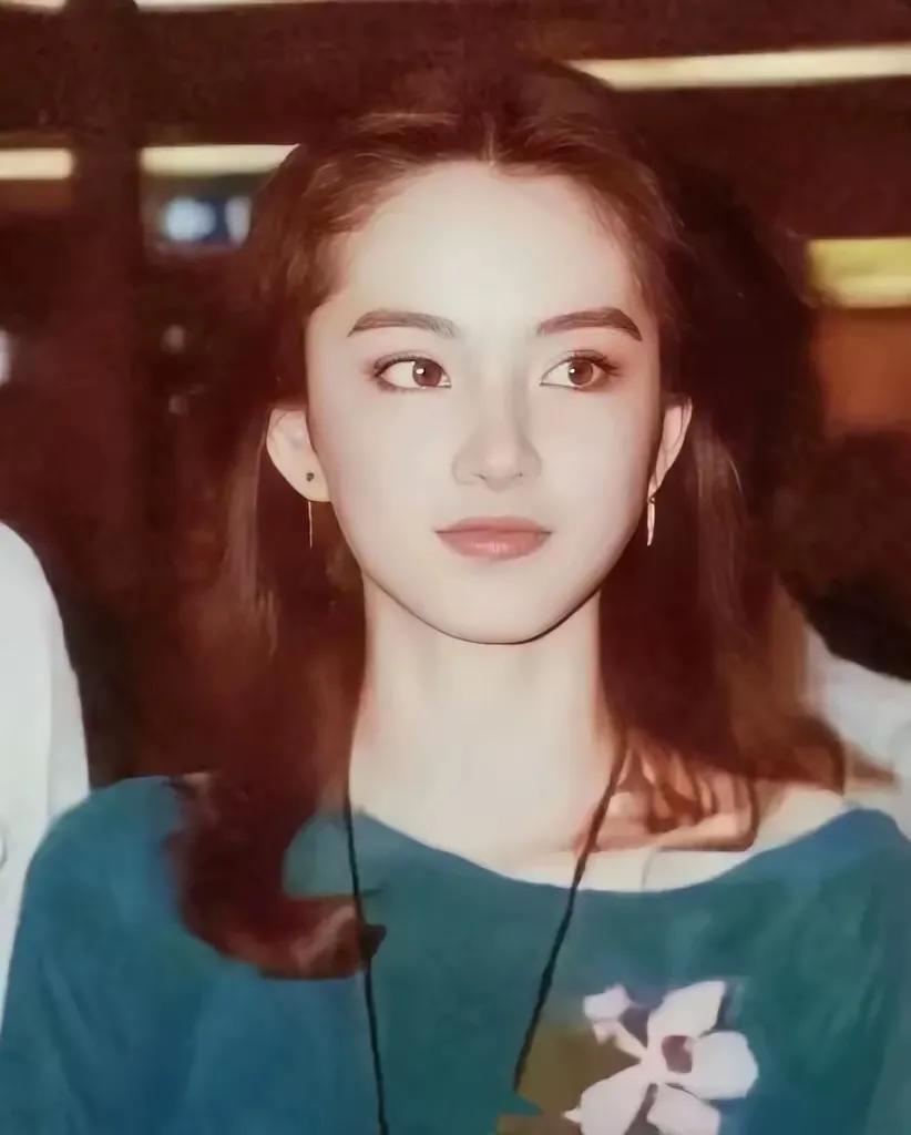 1980到现在了再也没有出现过比她还美的人了林青霞:出生于1954年，身高16