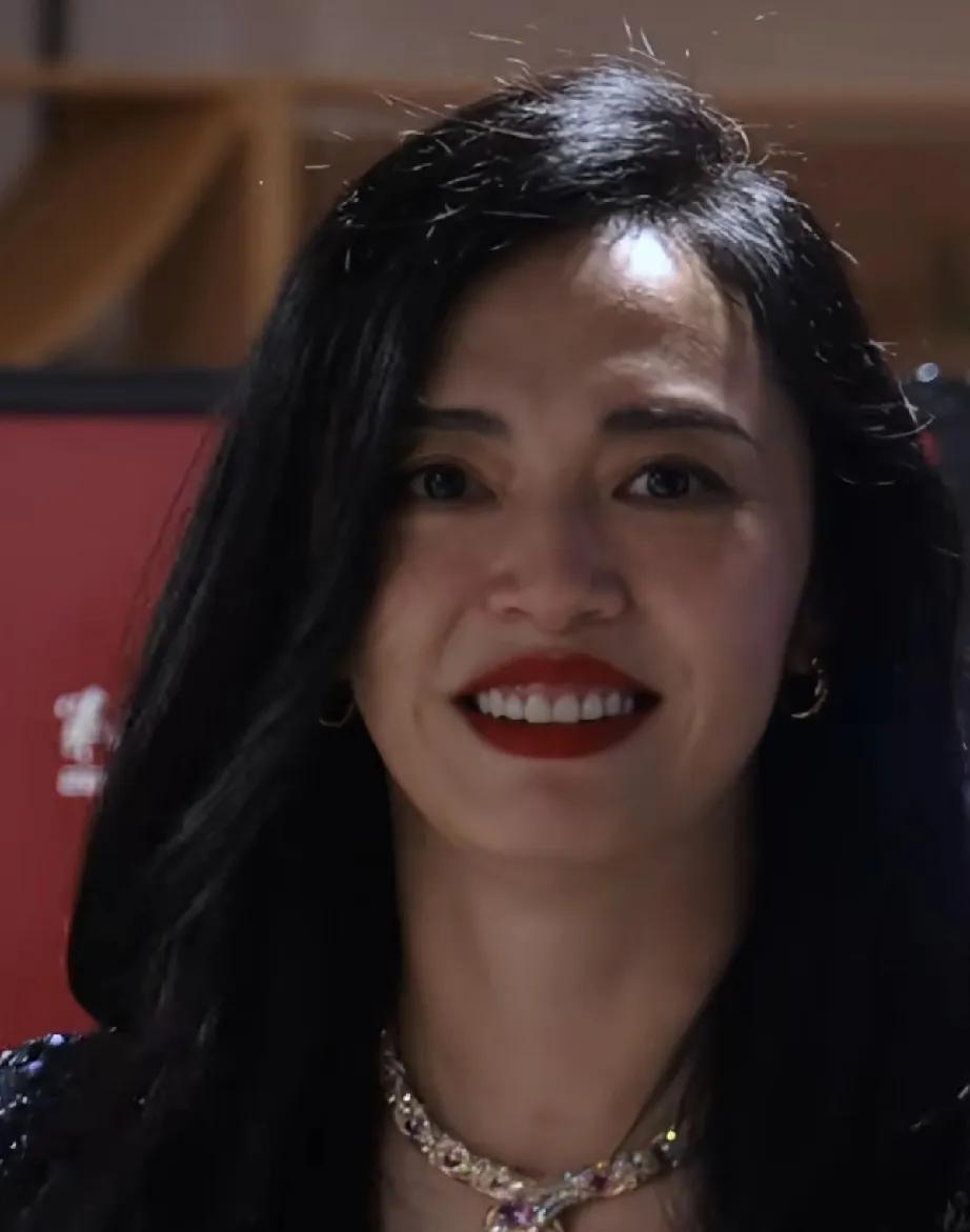 姚晨不是传统美女，但很有辨识度。#姚晨#