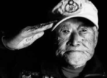 “日本人拼刺刀很厉害，我们常常要牺牲三四个人才能杀死他们一个人，电视剧里演的一个