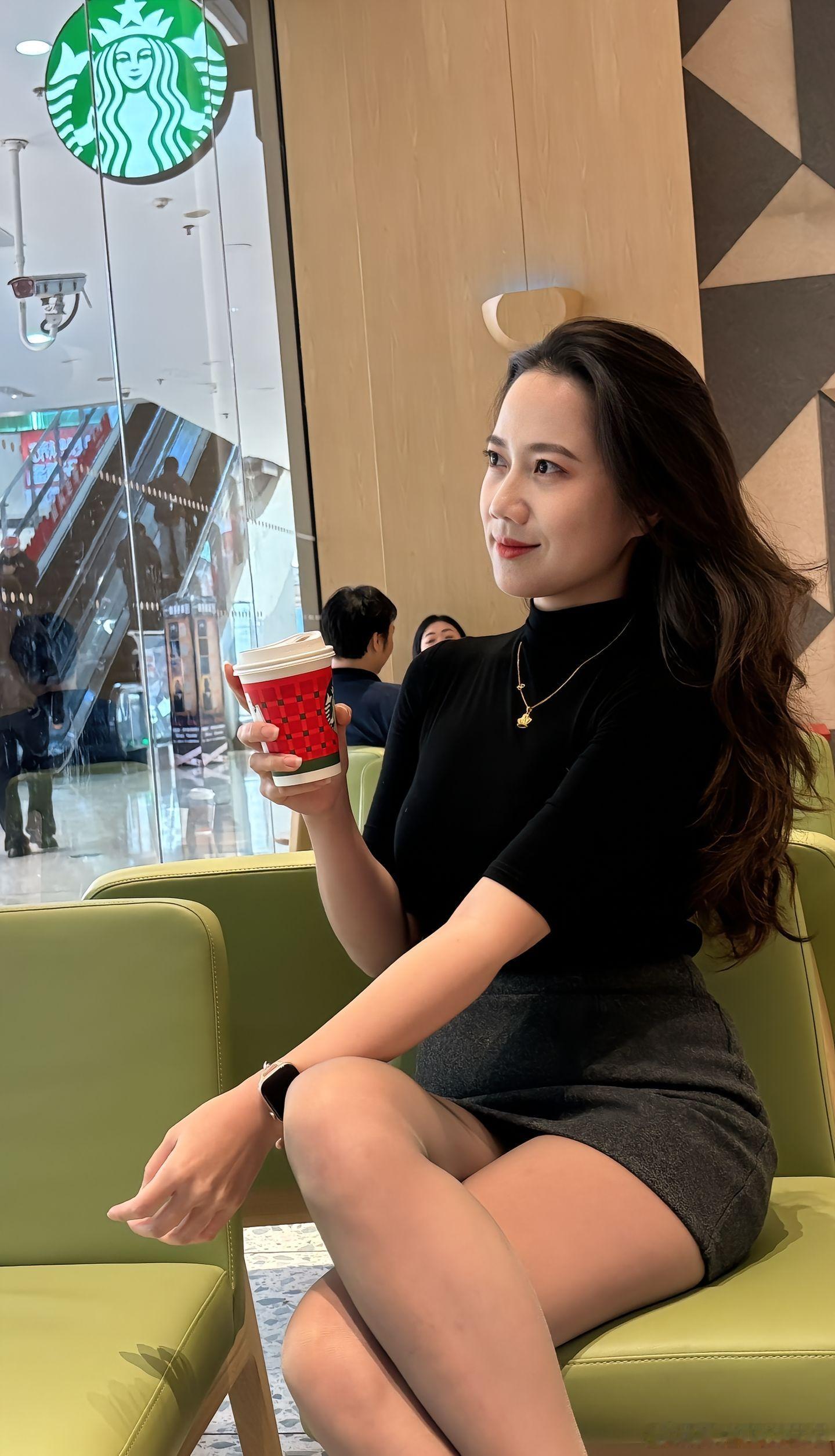 轻熟女神范儿轻熟，刚刚好美女绘梦长廊