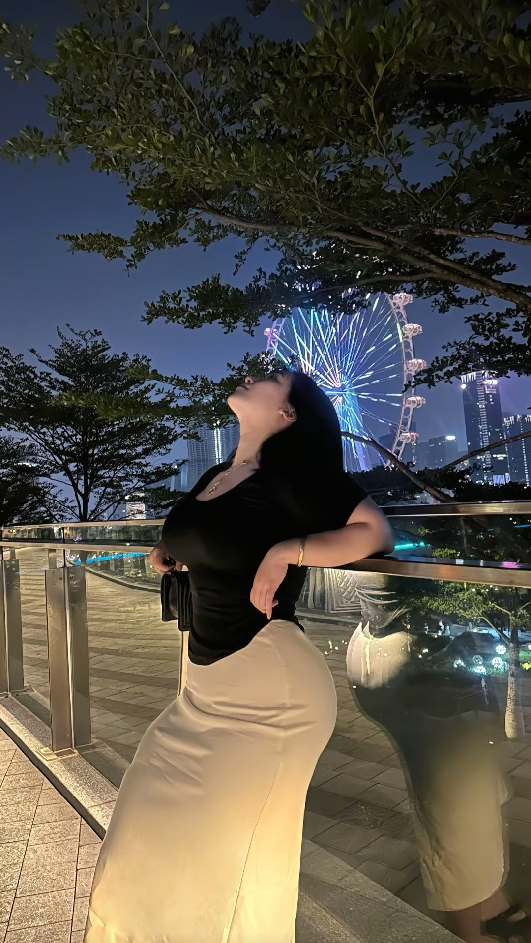 不是你喜欢的人不喜欢你，    而是你非要喜欢不喜欢你的人.