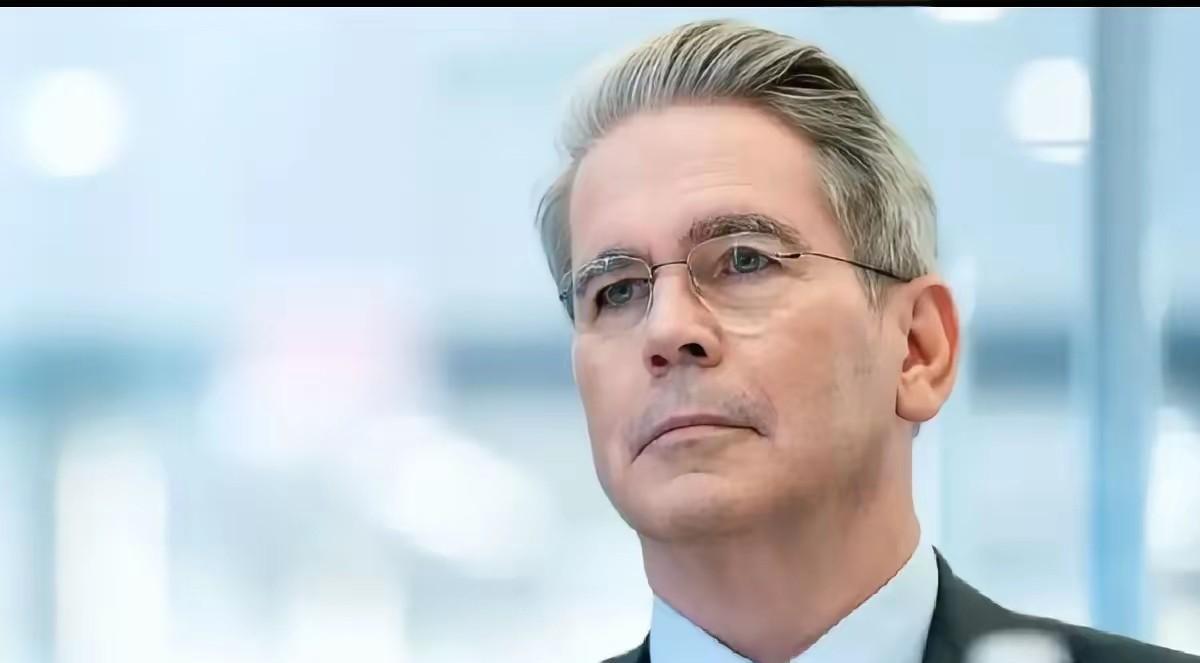 该来的还是来了！美国又开始科技围剿，刀却砍向自己的“科技围墙”！近日，美国商