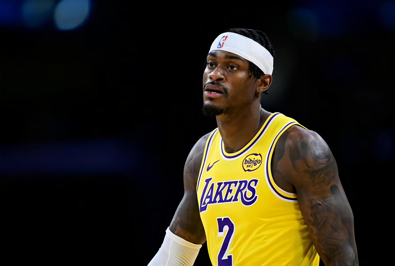 有一说一，太阳最后一攻也能怪老詹？总有人说如果老詹不去篮下补防，阿伦上篮进了，