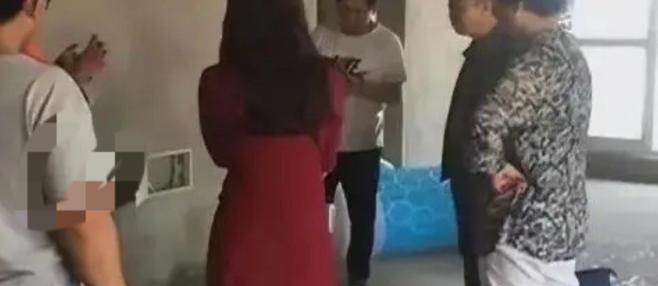 河南驻马店，马女士家里装修本是喜事，结果却搞出了“人命”官司。她背着常年在外