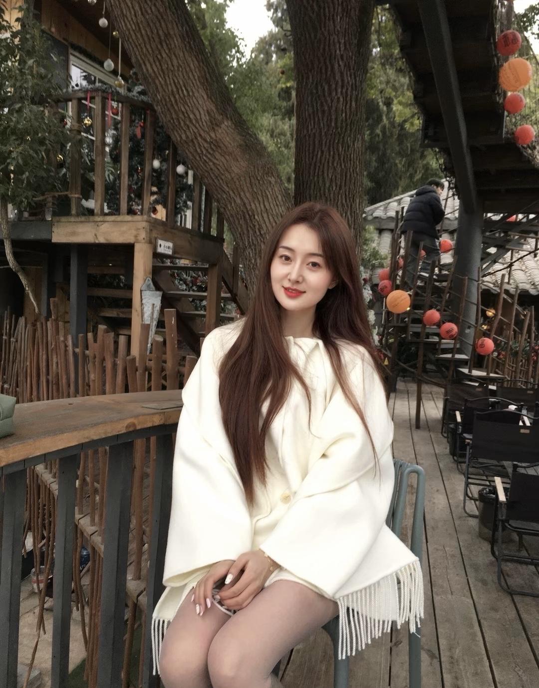 优雅自信穿搭分享