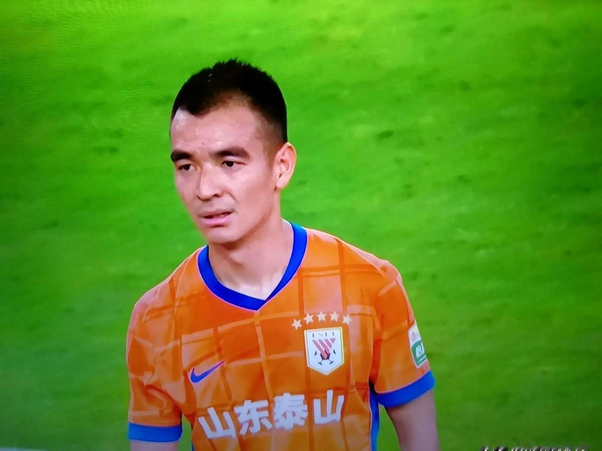 山东泰山3：1战胜武汉三镇，终于结束了，两连败！这场球最邪门的是啥？门框
