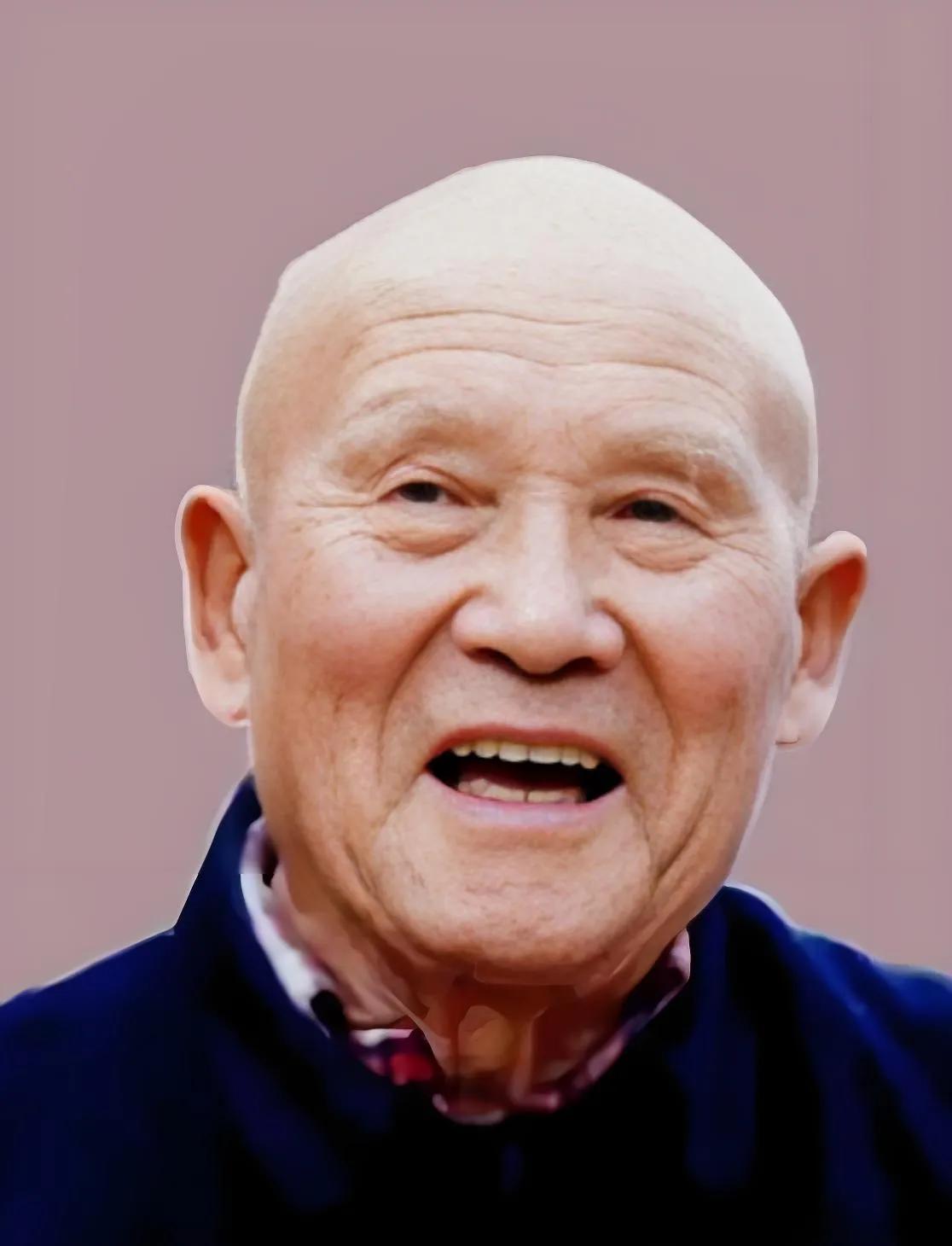 他47岁才参军，63岁才娶上媳妇，66岁当爹，一口气活到116岁，是中国最长寿的