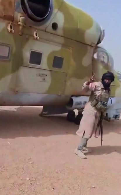 米-24P武装直升机都被缴获了，马里军队拿着这么多先进武器，却打得让人不知道说啥