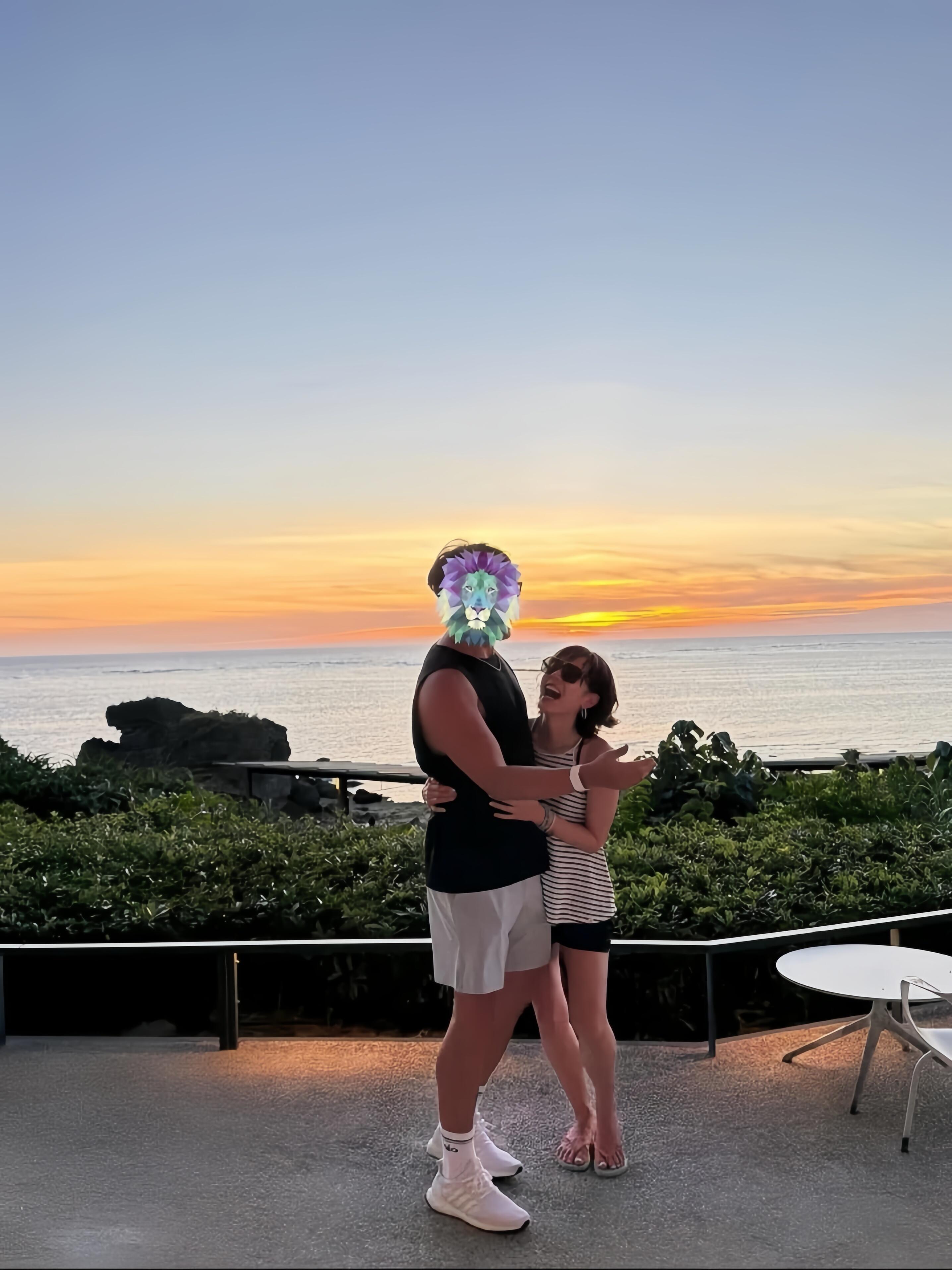 孙艺珍玄彬儿子都这么大了孙艺珍今年夏天带娃度假晒照，好自然好幸福的状态啊