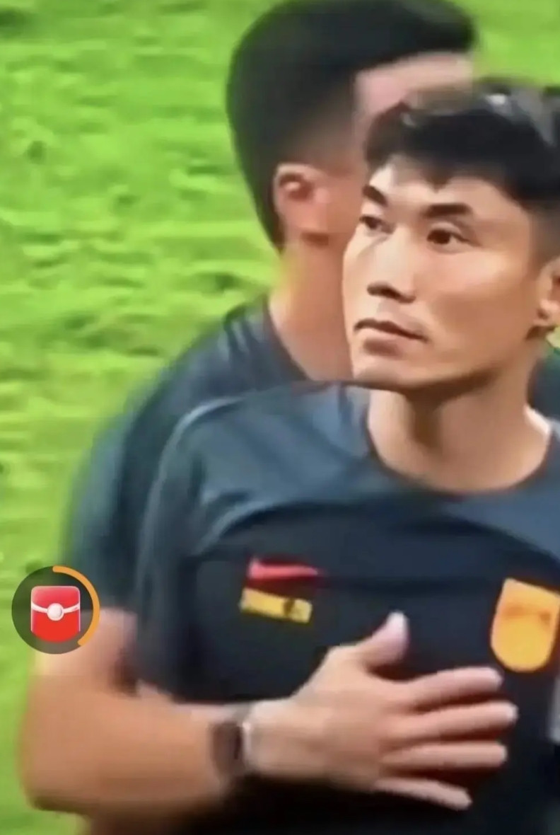 因为看个足球，就抵制自己的民族品牌是严重缺乏理智的行为！中超联赛普普通通的一场比