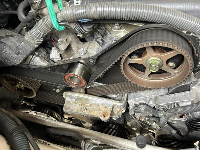 正时皮带没坏，4S店却说必须换。正时皮带这事，真不是修车师傅吓唬人。我上个月帮