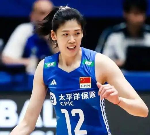 北京时间12月22日消息，中国女排主攻手李盈莹未能加入意大利米兰女排，据可靠消息