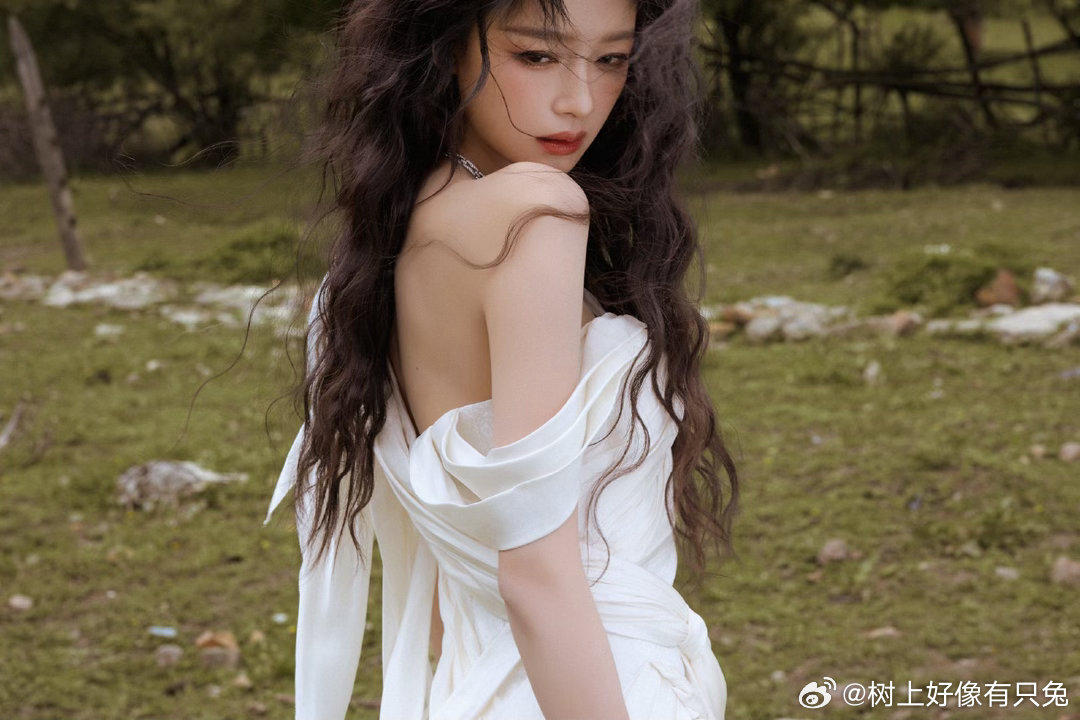 好好看好会摆pose，肉体粉、梦女粉、事业粉、颜粉全都大满足的一集孙怡好有生命力