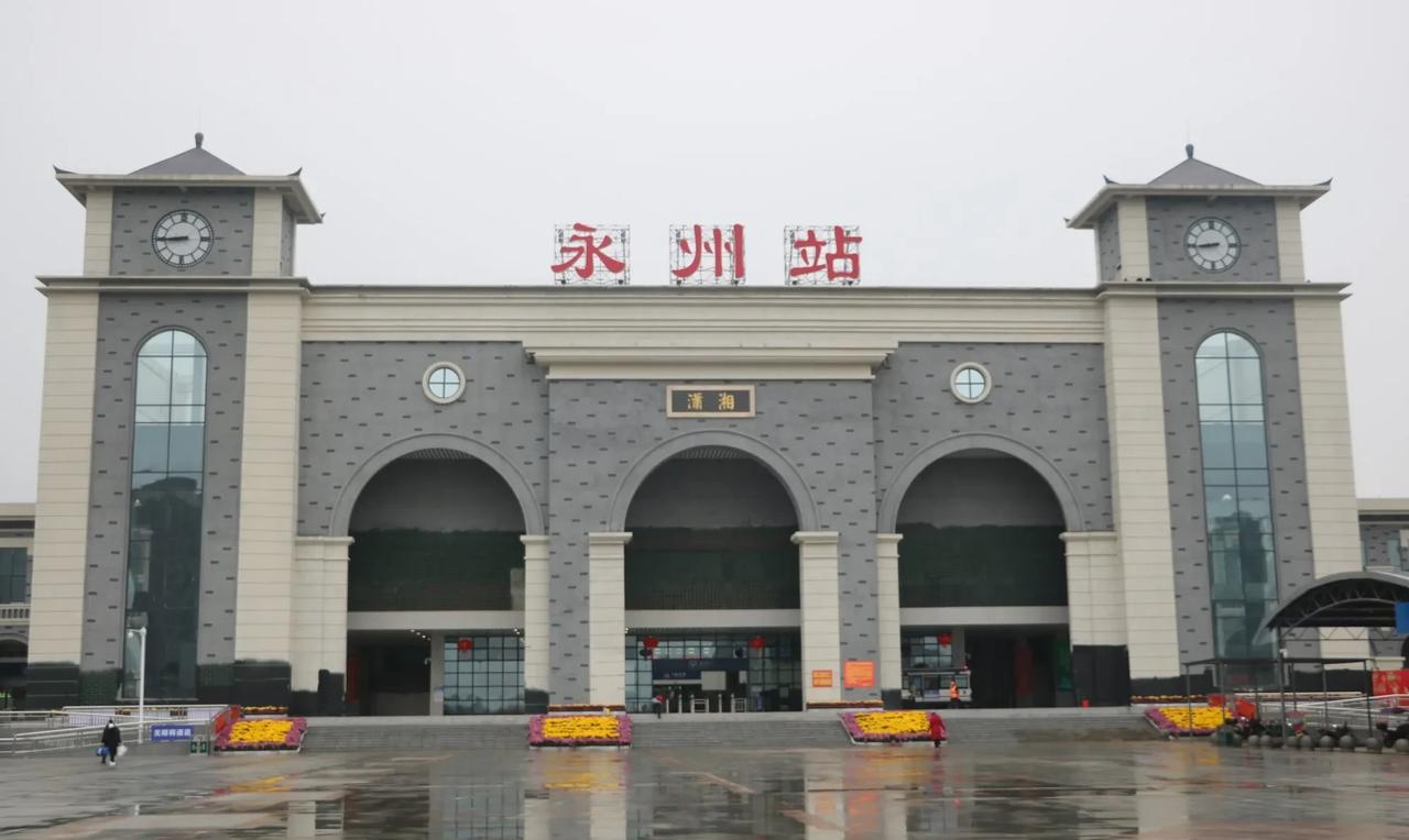 广清永高铁传出消息，确定零陵设站，一些零陵网友就有些飘了，在网上讨论南衡高铁再过