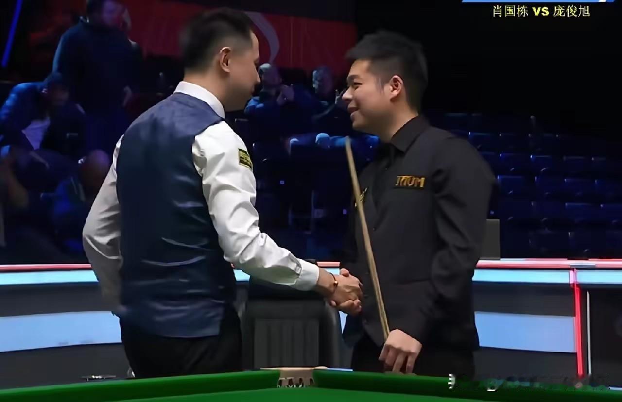 重任就这样交接了，失望是必然的，不过只是对肖国栋，庞俊旭已经打出自己的特点。斯