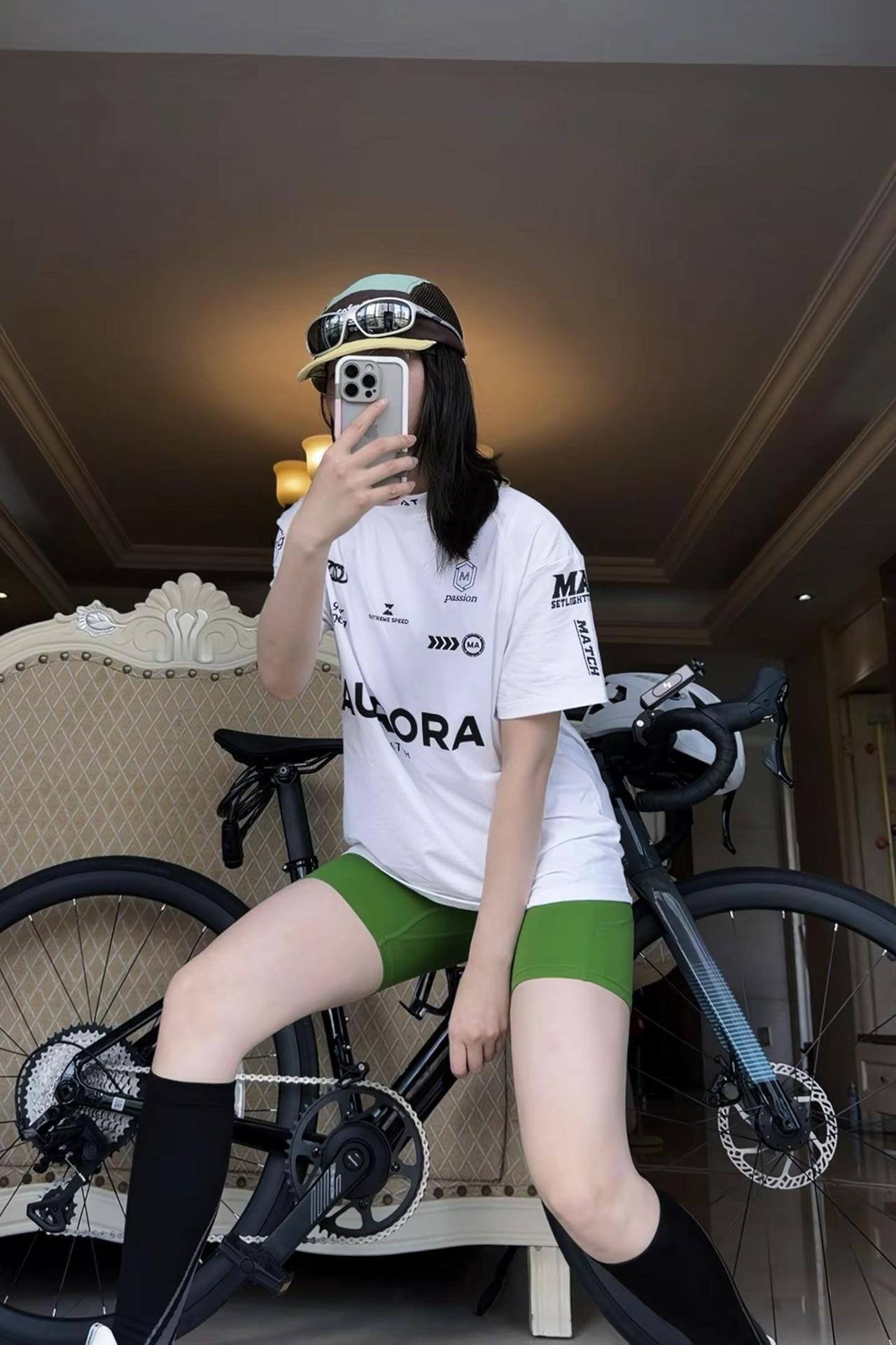 身上有股劲学不来我称之为感觉。户外生命力户外穿搭男女同款