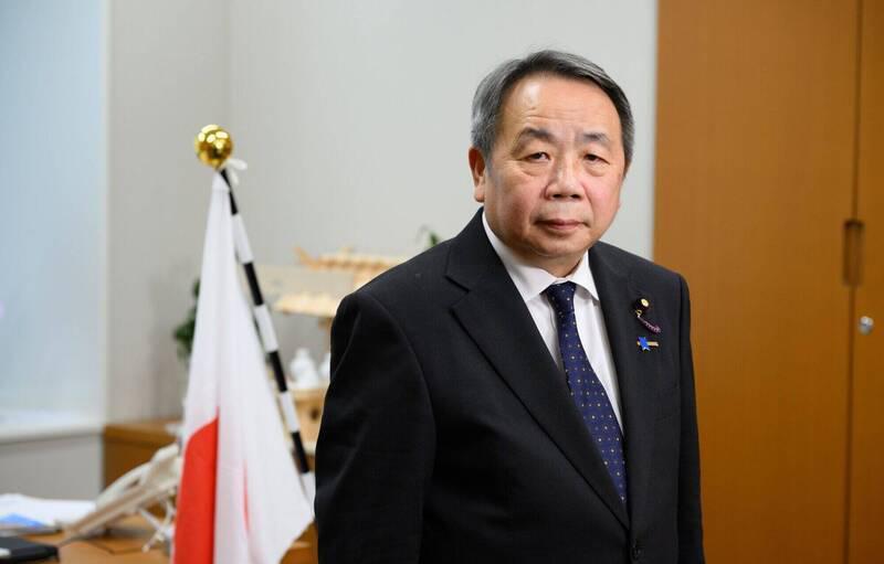 中方制裁令下达后，石平坐不住了。1月1日，石平表示，对中方的禁止入境决定表示不