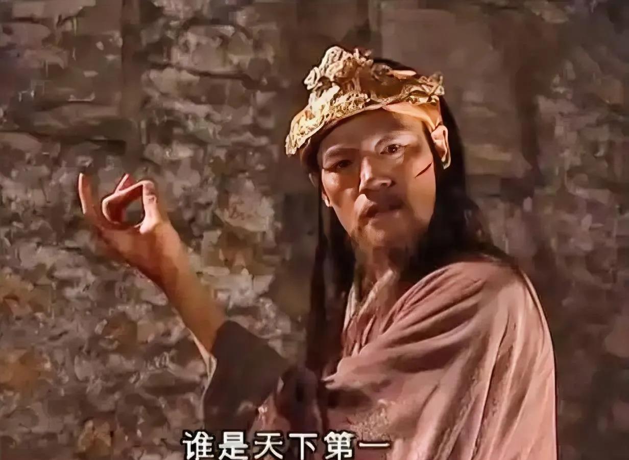 为什么岳不群重振不了华山派？因为岳不群一开始就存心不良。得知青城派要对福威镖局