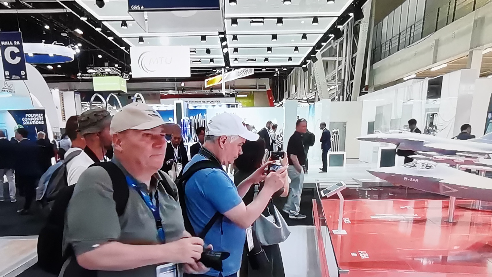 为什么东方大国能在短时间里崛起成为超级大国呢？有一个美国人总结了两点。一、东大