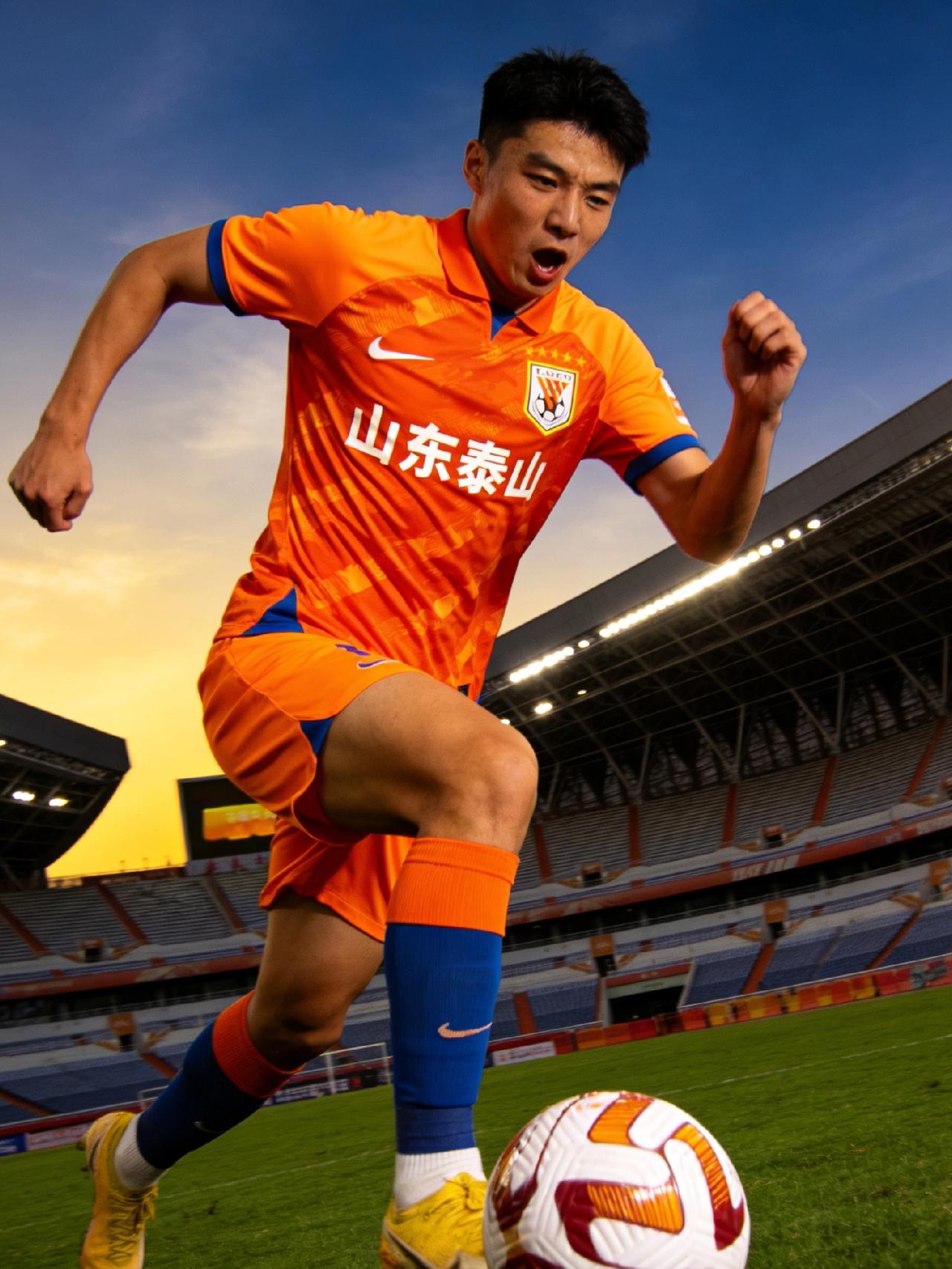 负6分开局不用慌，泰山补强这4点，实力直接上台阶！1. 锁死外援中轴线留