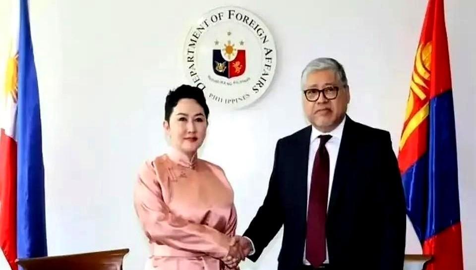 蒙古外长访菲，开口就说“支持菲律宾在南海的权益”，不料下一刻彻底破防……蒙古是