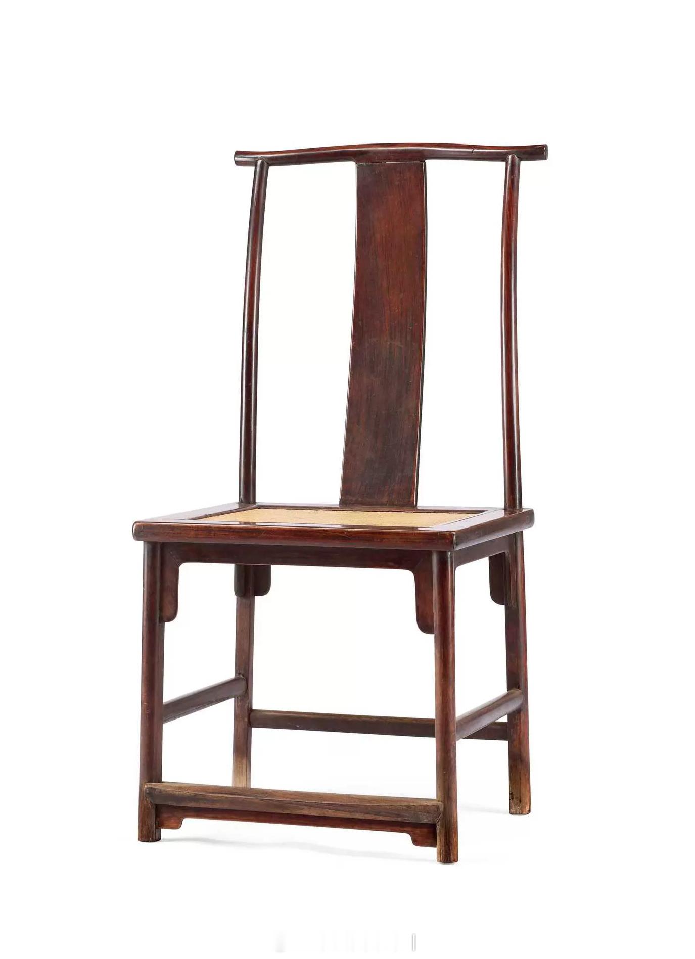 悦木集|清早期黄花梨灯挂椅椅尺寸阔绰，靠背高而舒展，落落大方，若大家闺秀。