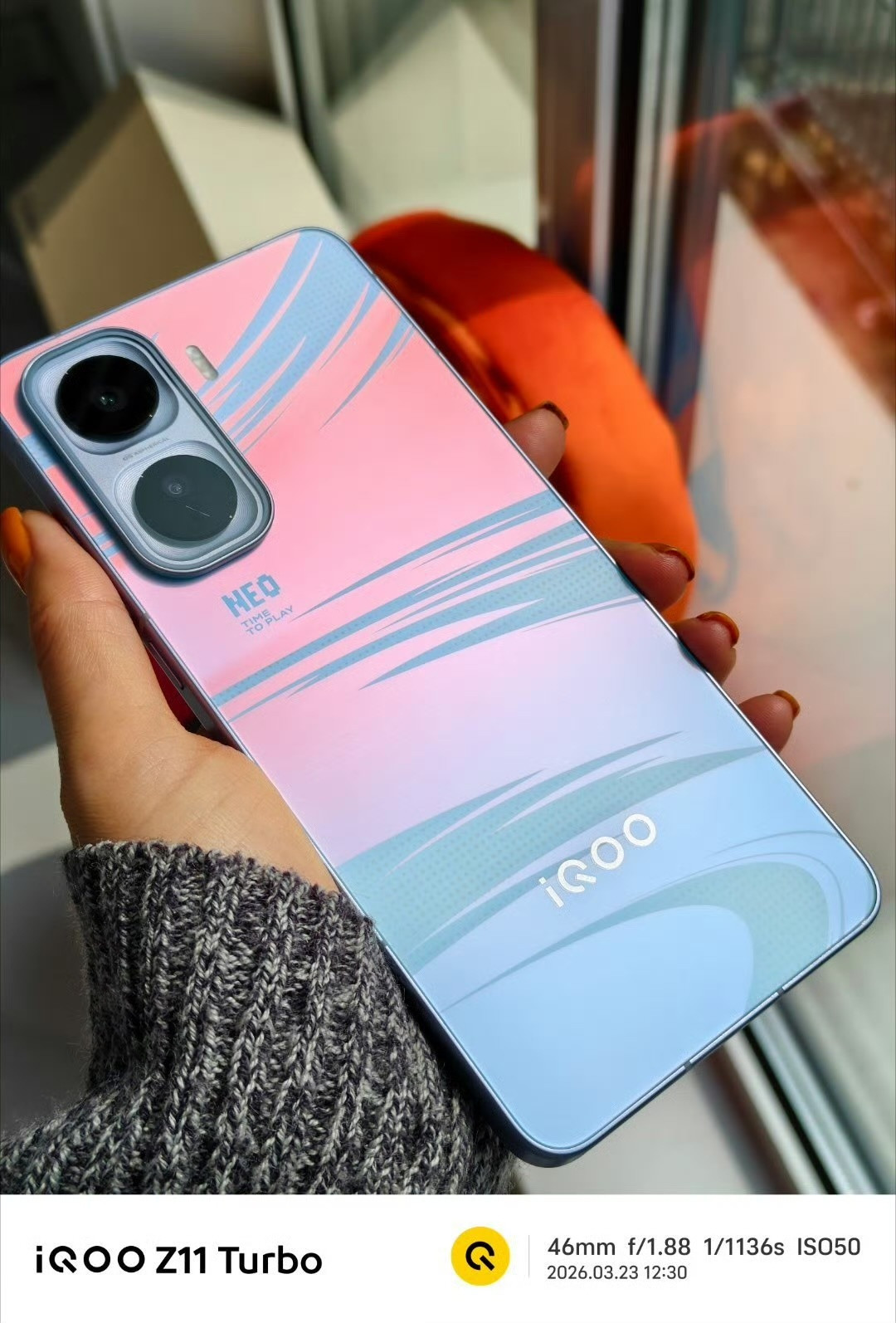 手机涨价会延长换机周期吗前几天我就说过，手机因为芯片内存等硬件涨价而水涨船高，必