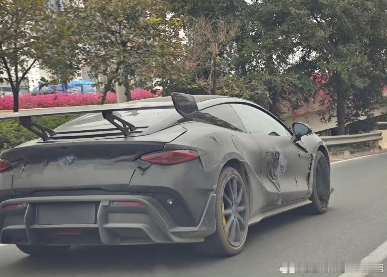 再看一眼咱们的腾跑真帅