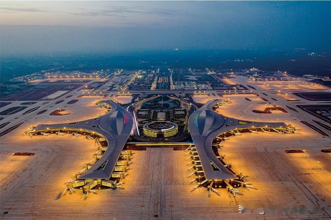 近期已经明确“十五五”期间，四川交通领域将实施和建成3大工程，其中就包括启动实施