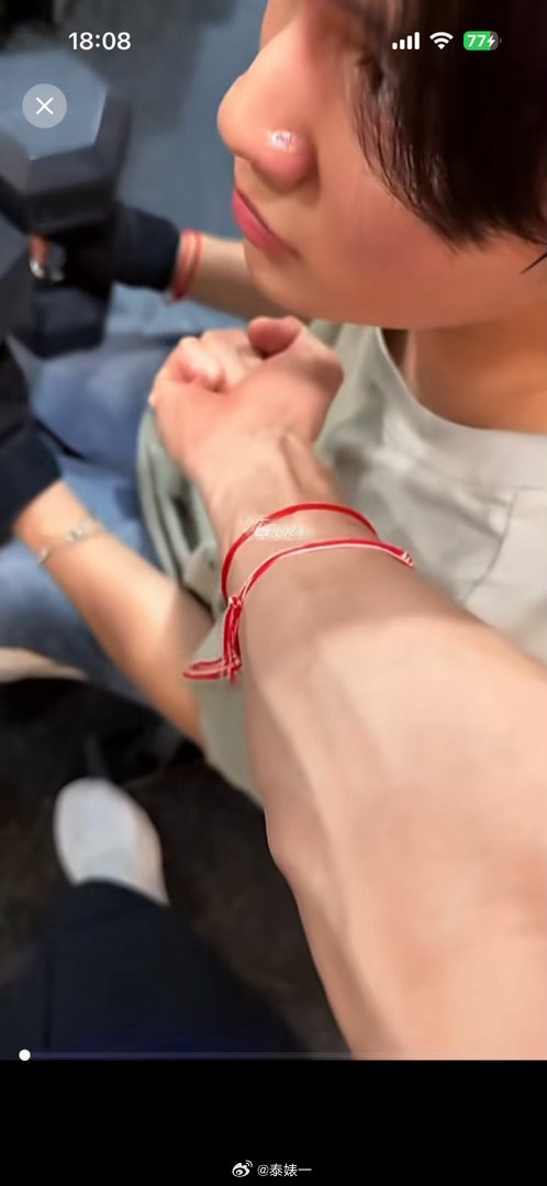 喂这下谁分得清你们we谁是1