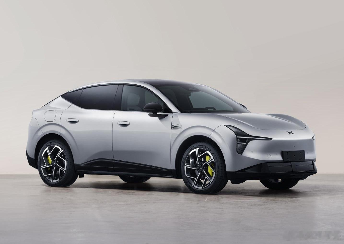 小鹏MONA系列的第二款车L03申报图出来了，定位是纯电轿跑SUV。MONAM