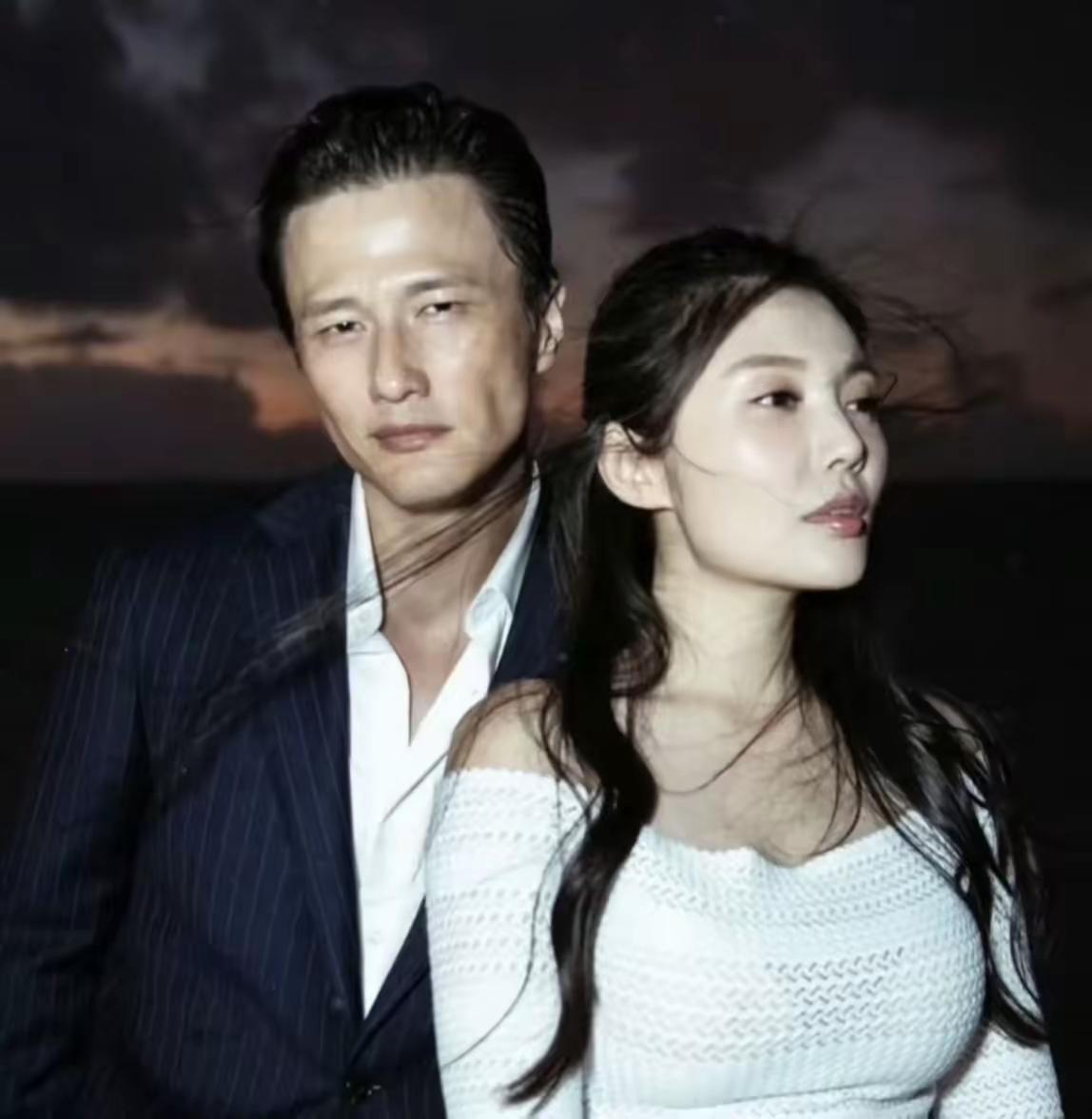 徐冬冬选他当未婚夫，尹子维比蒲巴甲强在哪？应该是尹子维的年龄有优势，他比蒲巴甲足