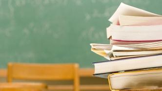 教育部回应教师不敢管学生现在教师的地位基本上是最低的，学生、家长、上级都能把教