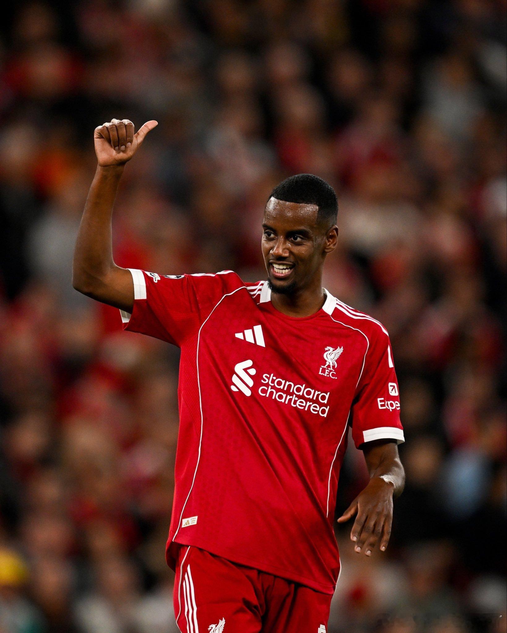 利物浦过去40年引进的前锋里，谁花了3个月以上才展现顶级水准？克劳奇？算不上顶级