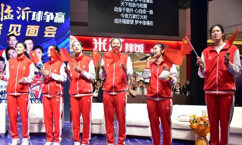 中国女排世联赛，青春了谁新一届中国女排，止于四强，却排名第四，这样的成绩已经超