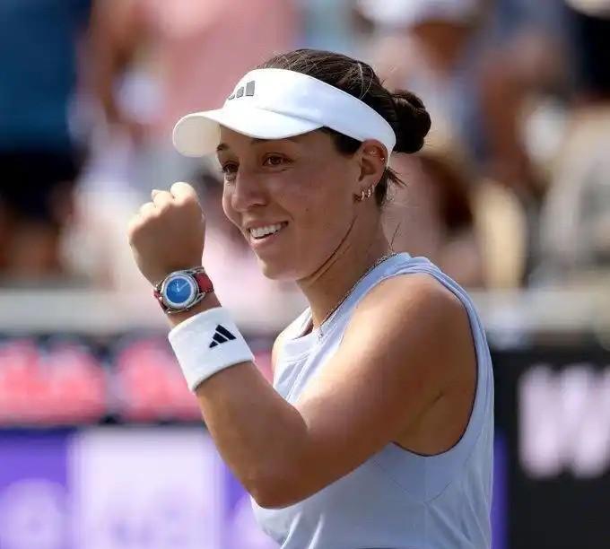 头号种子佩古拉逆转战胜诺斯科娃与斯瓦泰克会师WTA500巴特洪堡公开赛决赛！佩